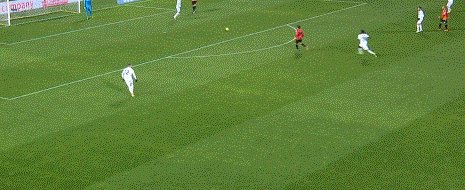 hth sports官网-【意甲】莱昂吊射 贝内文托失点 AC米兰染红2比0胜